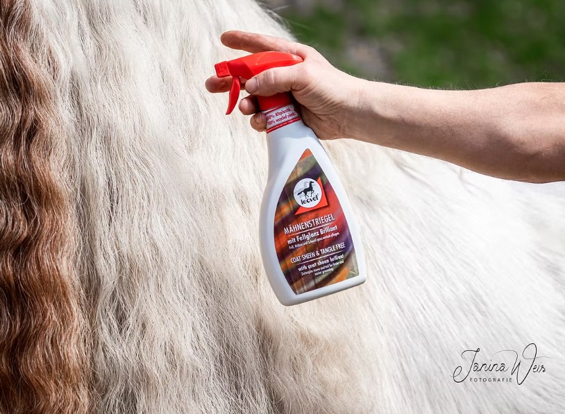 Leovet - Lesk a rozčesávač (Mahnenstriegel) 550ml